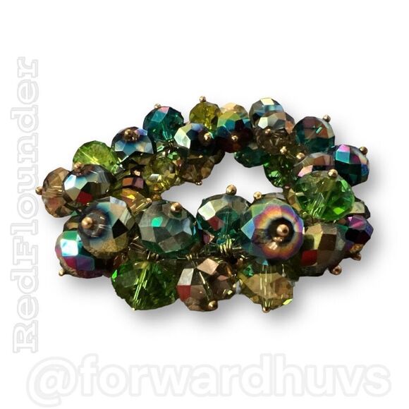 Aurora Borealis Plastic Bead Stretch Bracelet - Picture 5 of 9
